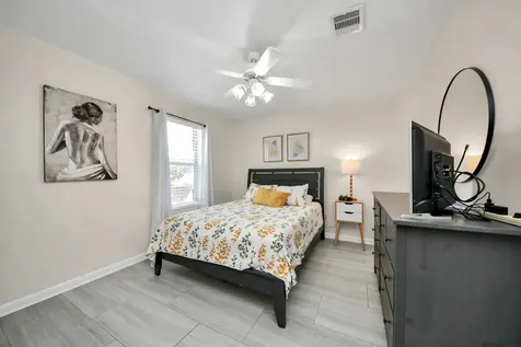 10803 Shannon Mills Lane Houston TX 77075