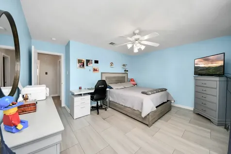 10803 Shannon Mills Lane Houston TX 77075