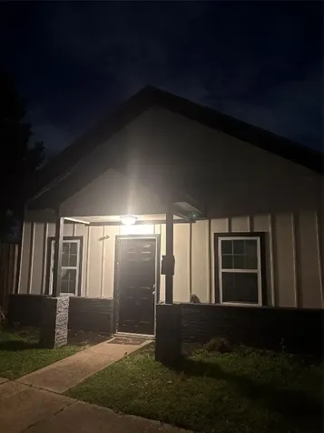 3209 Ennis Street Houston TX 77004