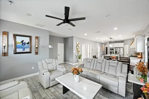 6518 Letcher Street Houston TX 77028