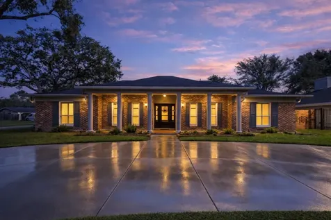 5222 N Braeswood Boulevard Houston TX 77096