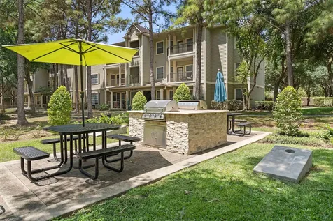 2400-1136 Spring Rain Drive Klein TX 77379
