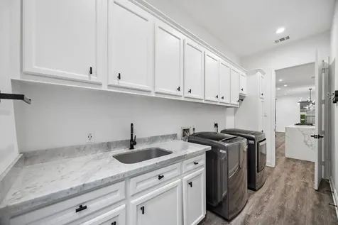 2734 Peninsulas Drive Missouri City TX 77459