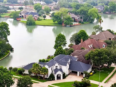 2734 Peninsulas Drive Missouri City TX 77459