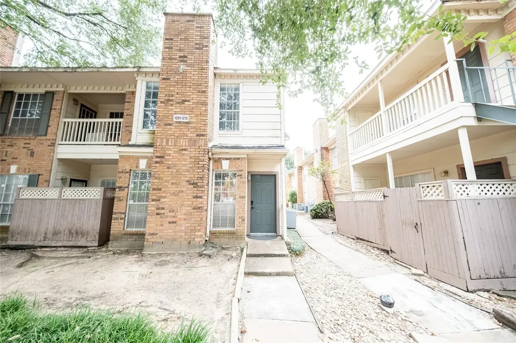 2626 Holly Hall Street 1201 Houston TX 77054