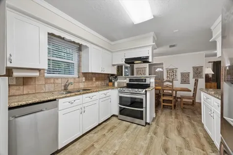 306 Lafayette Lane League City TX 77573
