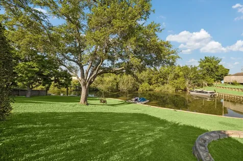 306 Lafayette Lane League City TX 77573