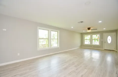 6114 Wedgefield Street Houston TX 77028