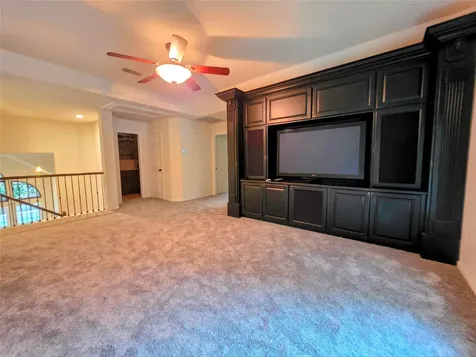 94 E Evangeline Oaks Circle The Woodlands TX 77384