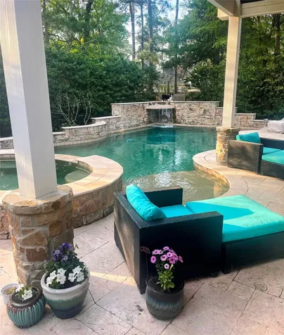 94 E Evangeline Oaks Circle The Woodlands TX 77384
