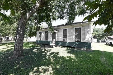 501 S Wharton Street El Campo TX 77437