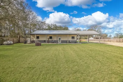 22546 Highway 321 Cleveland TX 77327