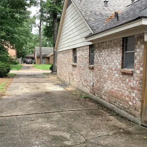 1011 Misty Lea Lane Houston TX 77090
