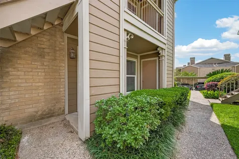 1860 White Oak Drive 311 Houston TX 77009
