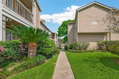 1860 White Oak Drive 311 Houston TX 77009