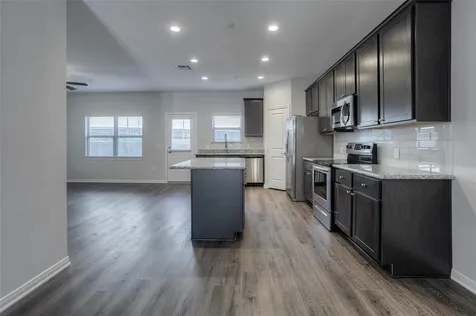 1419 Avenue N 2 Huntsville TX 77340