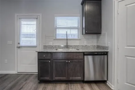 1419 Avenue N 2 Huntsville TX 77340