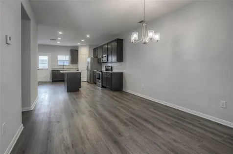 1419 Avenue N 2 Huntsville TX 77340