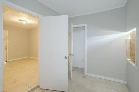 11151 Spottswood Drive Houston TX 77016