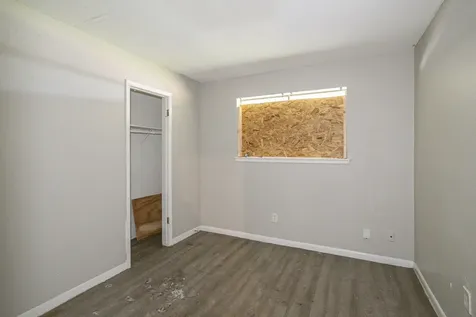 11151 Spottswood Drive Houston TX 77016
