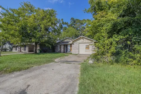 11151 Spottswood Drive Houston TX 77016