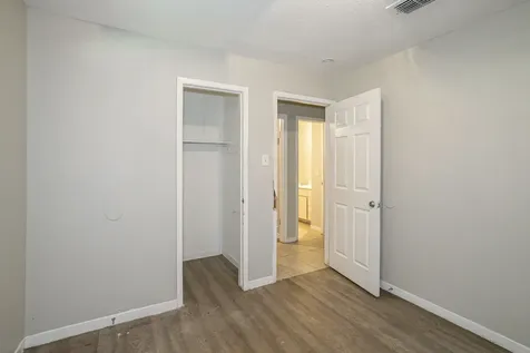 11151 Spottswood Drive Houston TX 77016