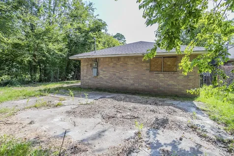 11151 Spottswood Drive Houston TX 77016