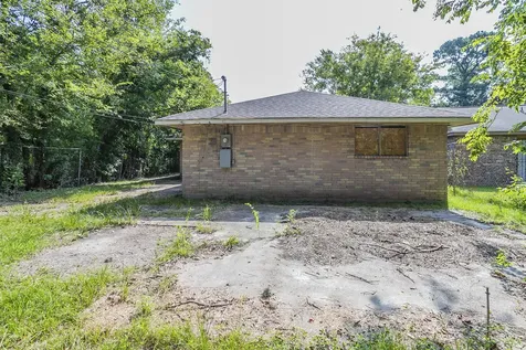 11151 Spottswood Drive Houston TX 77016
