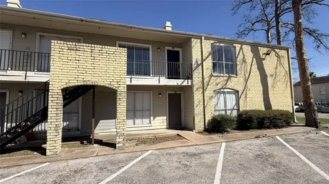 6200 W Tidwell Road 1702 Houston TX 77092