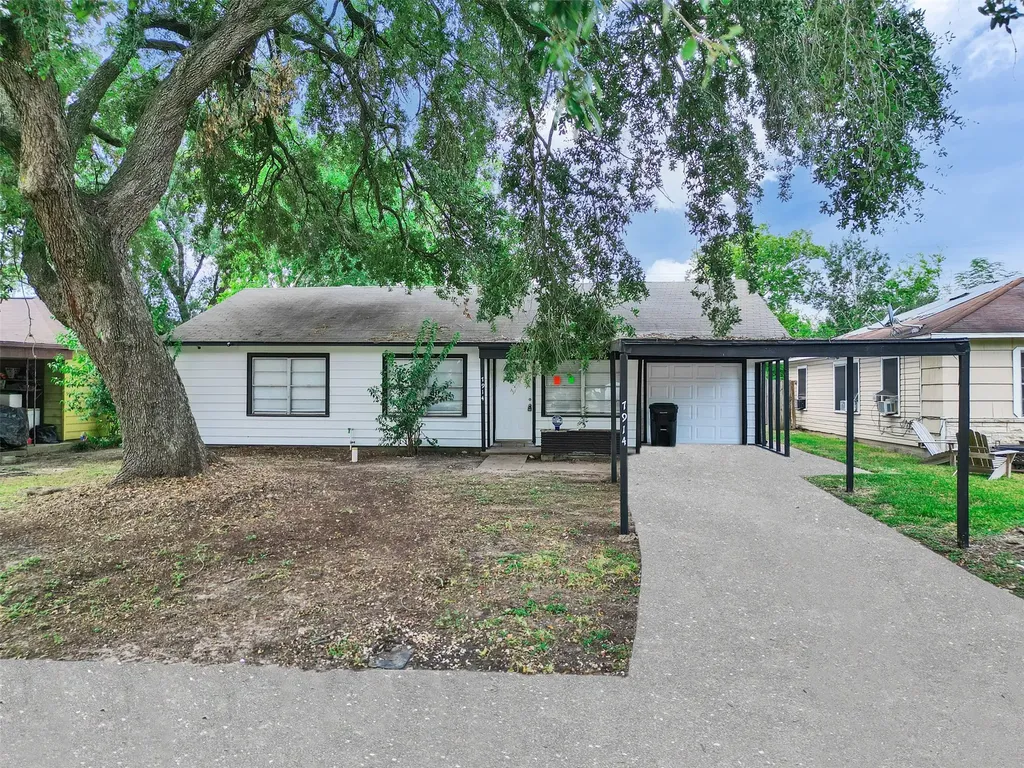 7914 Belbay Street Houston TX 77033
