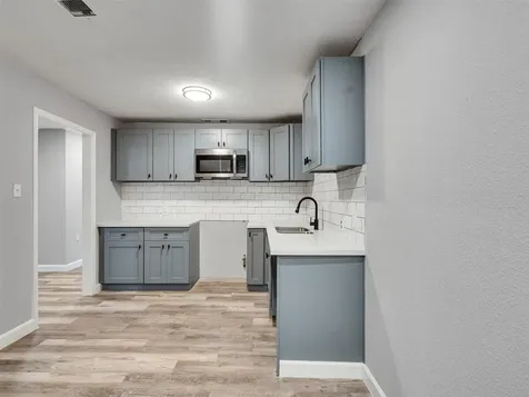 7914 Belbay Street Houston TX 77033