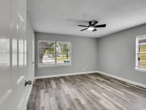 7914 Belbay Street Houston TX 77033