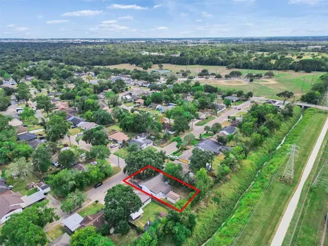 7914 Belbay Street Houston TX 77033