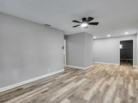 7914 Belbay Street Houston TX 77033