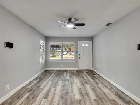 7914 Belbay Street Houston TX 77033