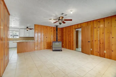 577 County Road 2251 Cleveland TX 77327