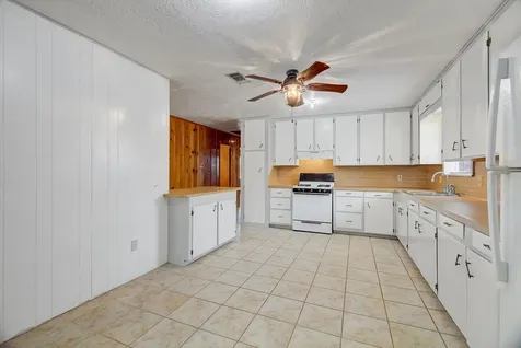 577 County Road 2251 Cleveland TX 77327