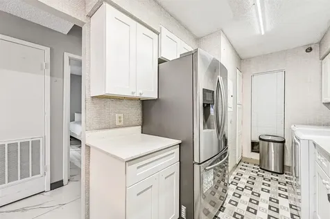 7700 Seawall Boulevard 702 Galveston TX 77551