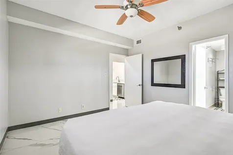 7700 Seawall Boulevard 702 Galveston TX 77551