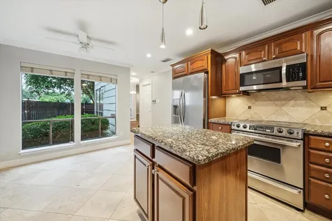 6310 Arnot Street Houston TX 77007