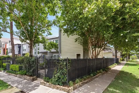 6310 Arnot Street Houston TX 77007