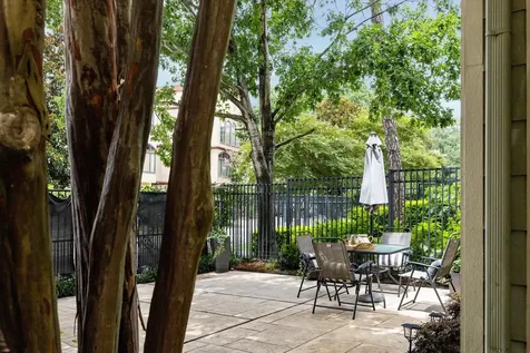 6310 Arnot Street Houston TX 77007