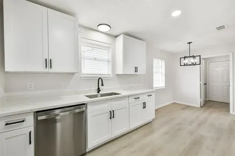 4427 Saffron Lane Friendswood TX 77546