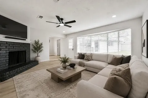 4427 Saffron Lane Friendswood TX 77546