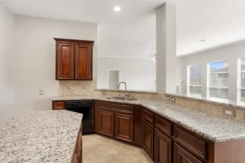6111 Windsor Chase Lane League City TX 77573