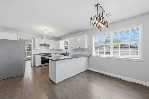 2401 Oakwood Drive Brenham TX 77833