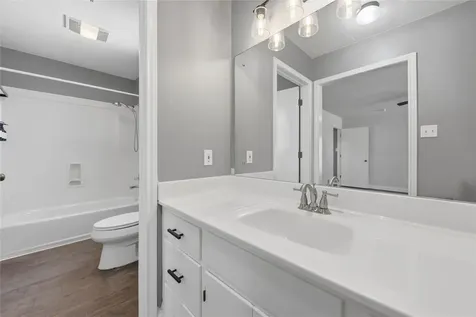 2401 Oakwood Drive Brenham TX 77833