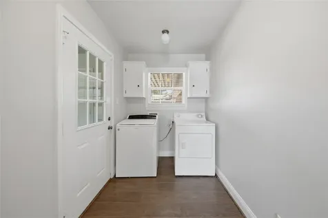 2401 Oakwood Drive Brenham TX 77833