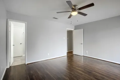 10075 Westpark Drive 17 Houston TX 77042