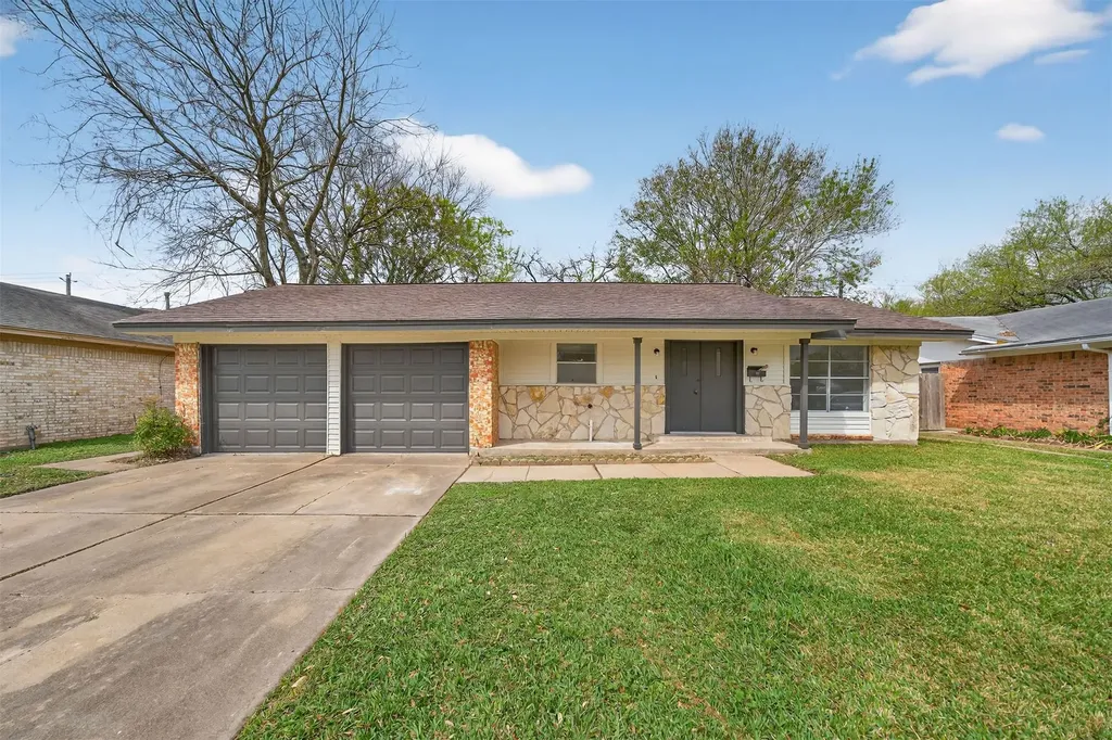 9931 Old Orchard Road La Porte TX 77571